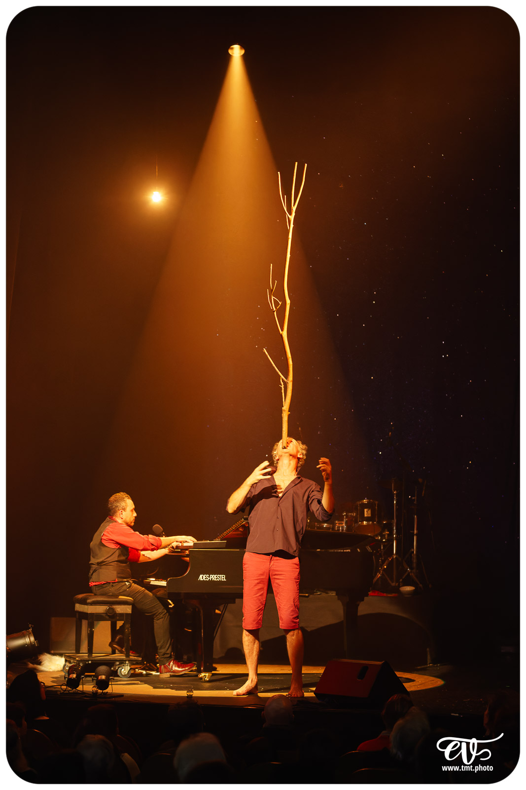 PLEIN FEU (CIE AVRIL EN SEPTEMBRE)